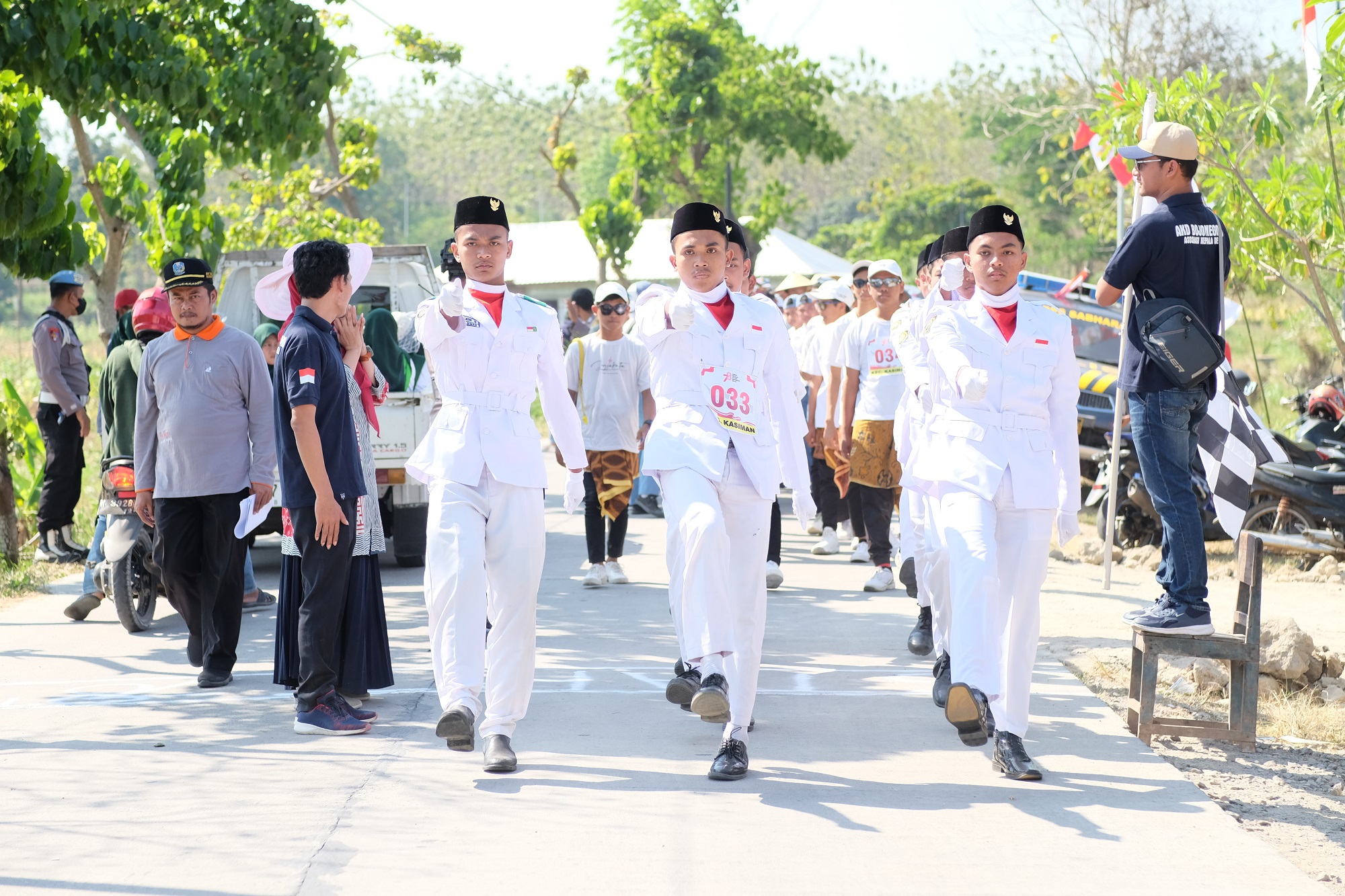 Gerak Jalan Tingkat SMP/MTS, SMA/SMK dan Umum Kecamatan Kasiman