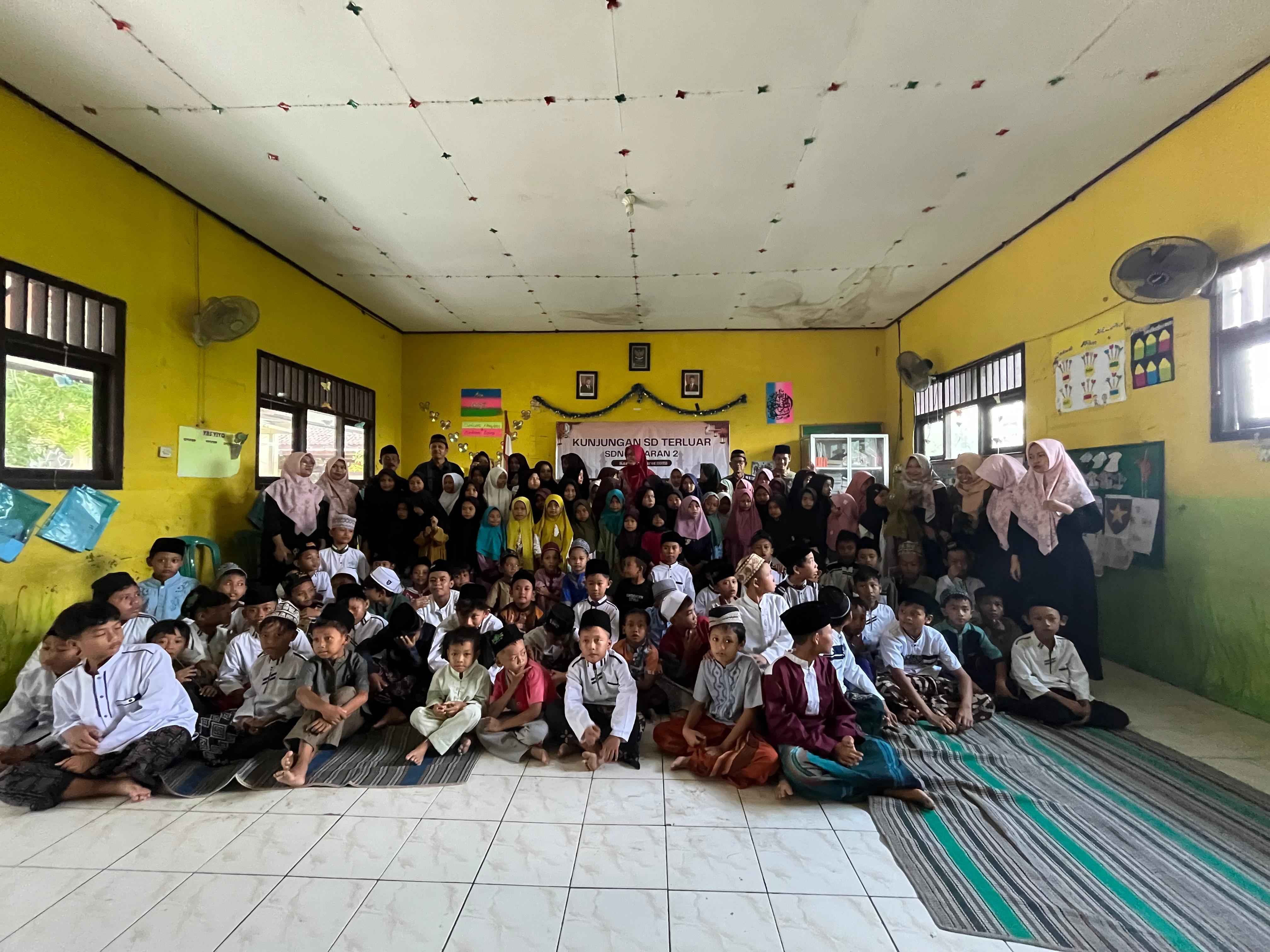 Camat Kasiman Novita Sari Kunjungi SDN Sekaran 2, Dukung Pendidikan di Wilayah Terpencil