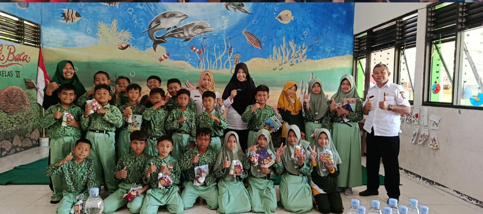 kegiatan Sosialisasi Kesehatan Diri dan Lingkungan bagi siswa kelas 4 hingga 6