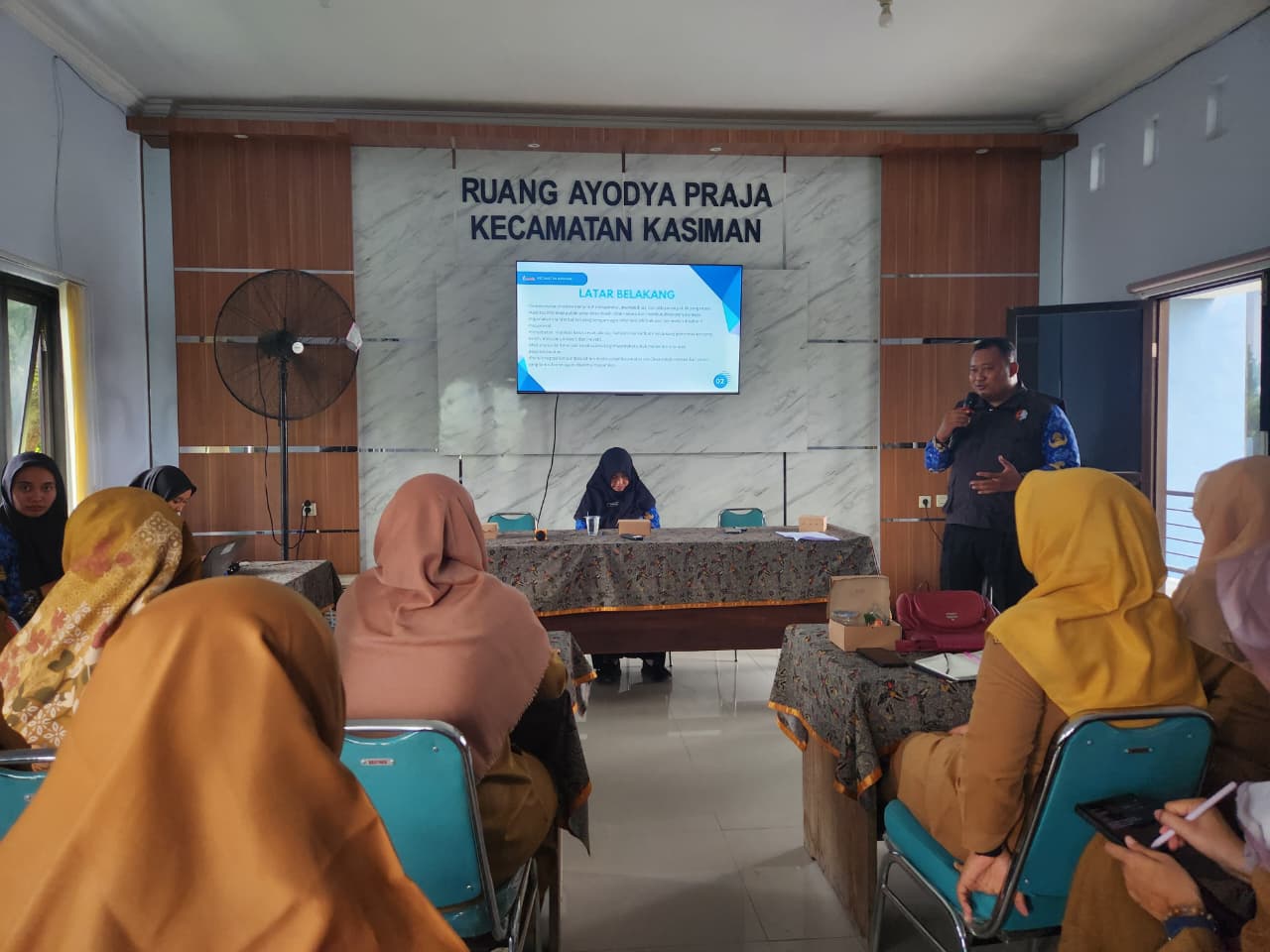 FGD Penyelarasan Konten Informasi Publik di Kecamatan Kasiman Berjalan Lancar