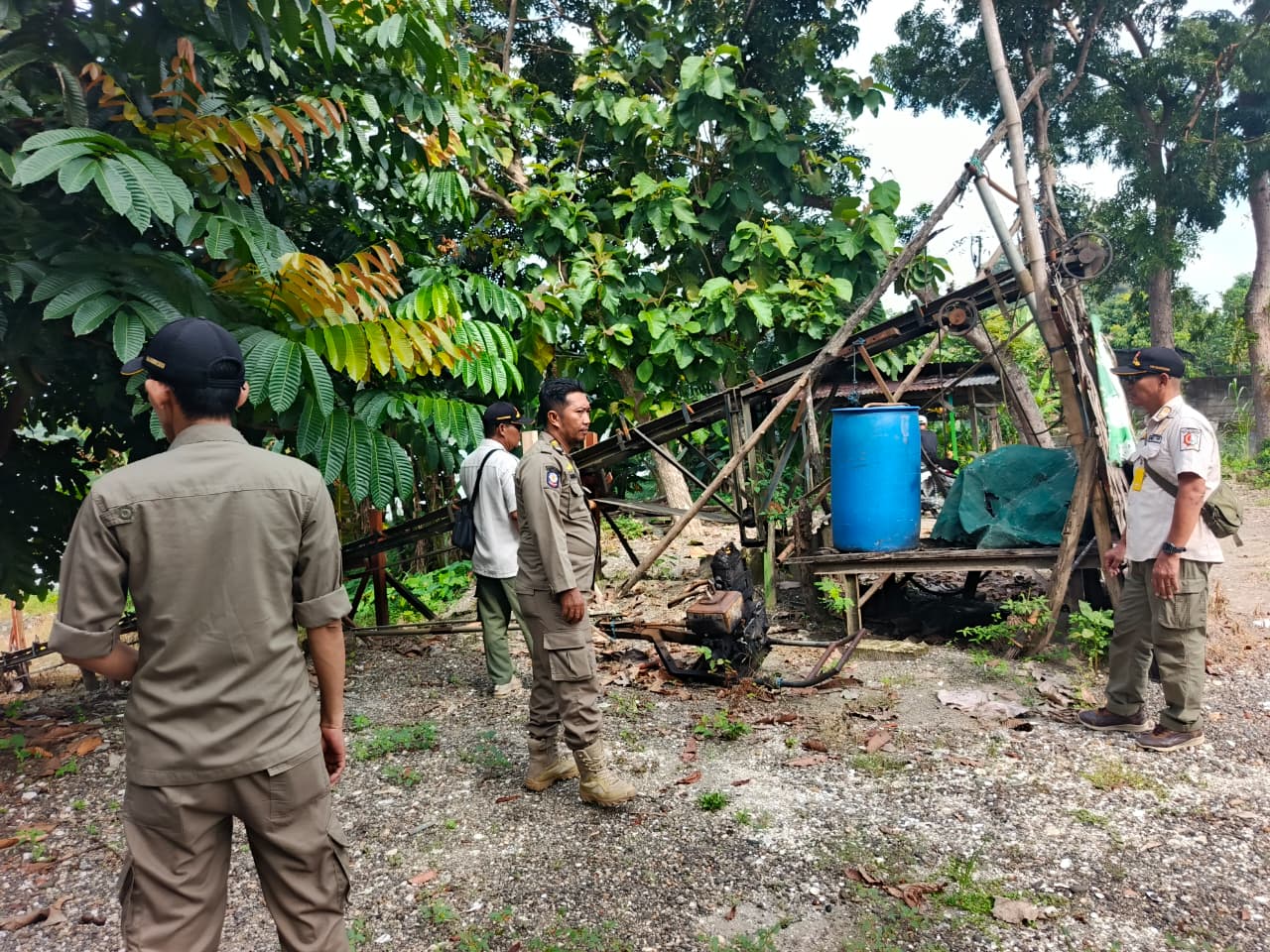 Patroli rutin Pelanggaran Perda dan Kerawanan Bencana.