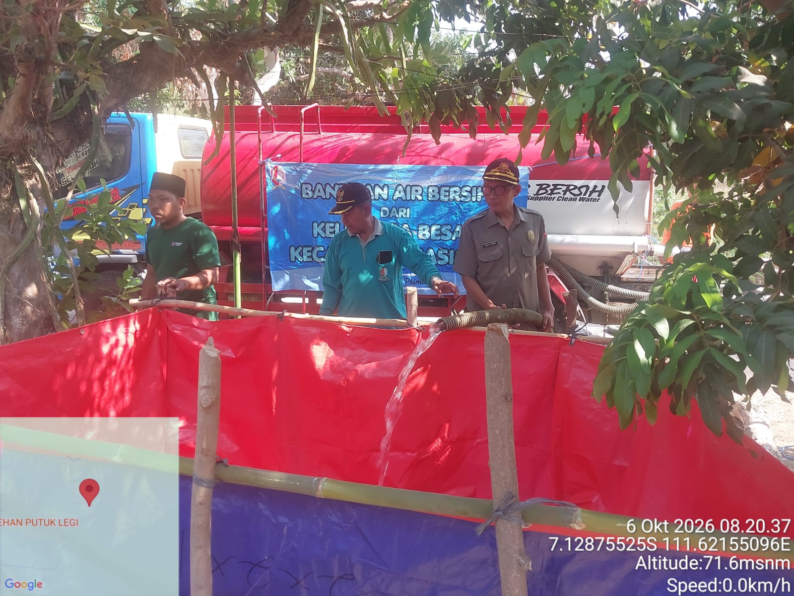 Keluarga Besar Kecamatan Kasiman Salurkan Bantuan Air Bersih untuk Warga Desa Sambeng